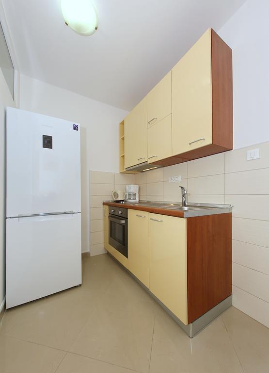 Luxury Town Center Apartment *