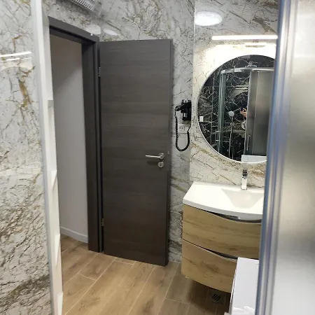 Luxury Town Center Apartments Zadar Exterior photo